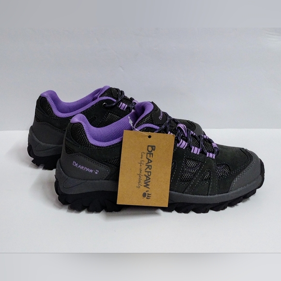 BearPaw Shoes - BEARPAW Grey Wolf Hiking Shoes Women's size 9 NEW!! 🔥 💜